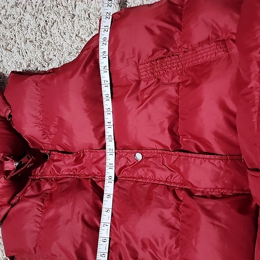 Avilego Red Full Zip  Puffer Vest with Hood - Picture 3 of 7